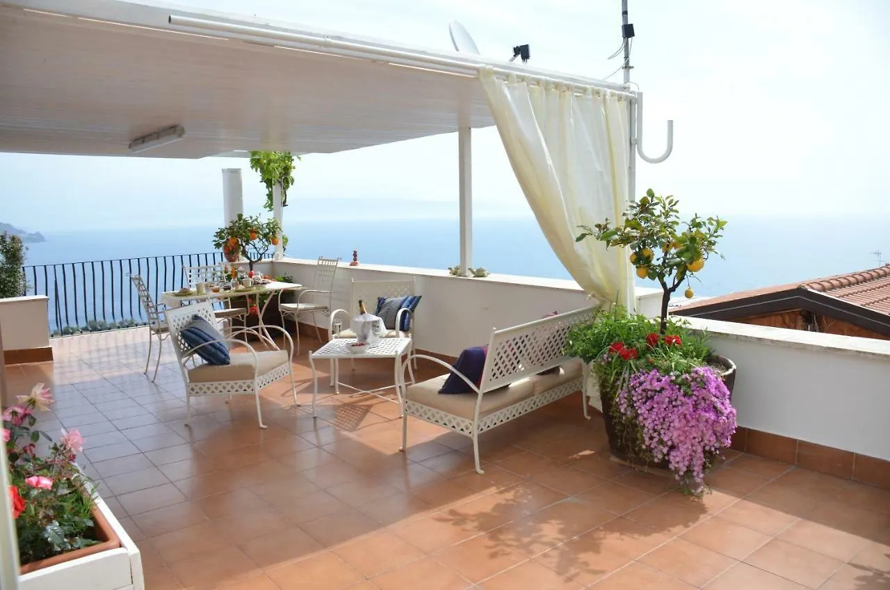 Bed and Breakfast L'Attico à Taormine Italie
