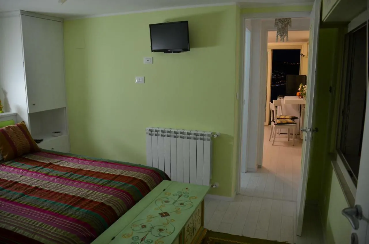 Bed and Breakfast L'Attico à Taormine 0*,